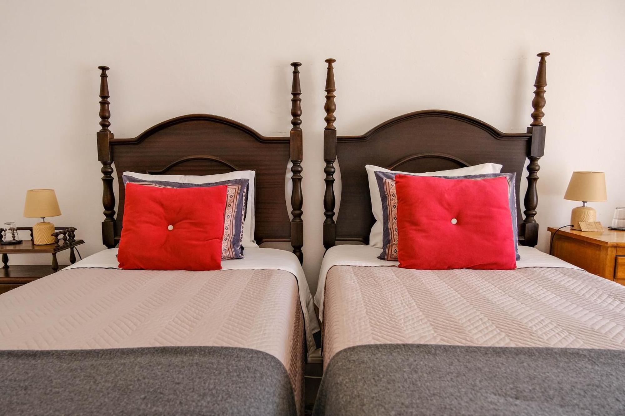 Hotel 6/4 De Sado à Setúbal Extérieur photo